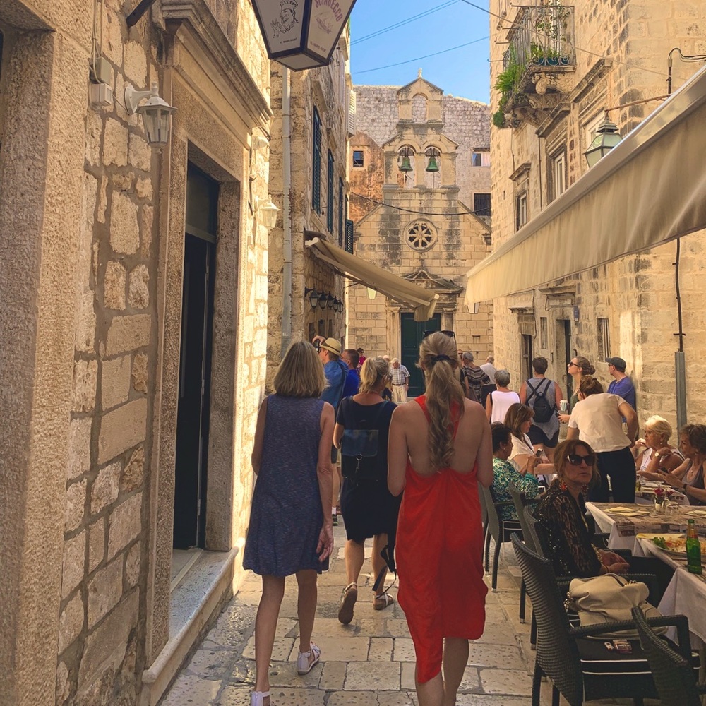 Meet your Posher, Christina